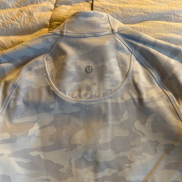 lululemon athletica White and Cream Crop Top - Picture 4 of 4